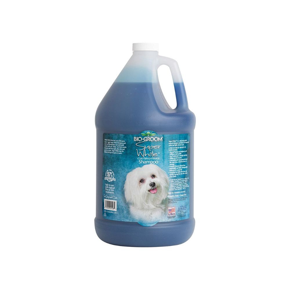Give Your Dog That Fluffy White Fur They Deserve! Best Whitening Shampoo for Dogs